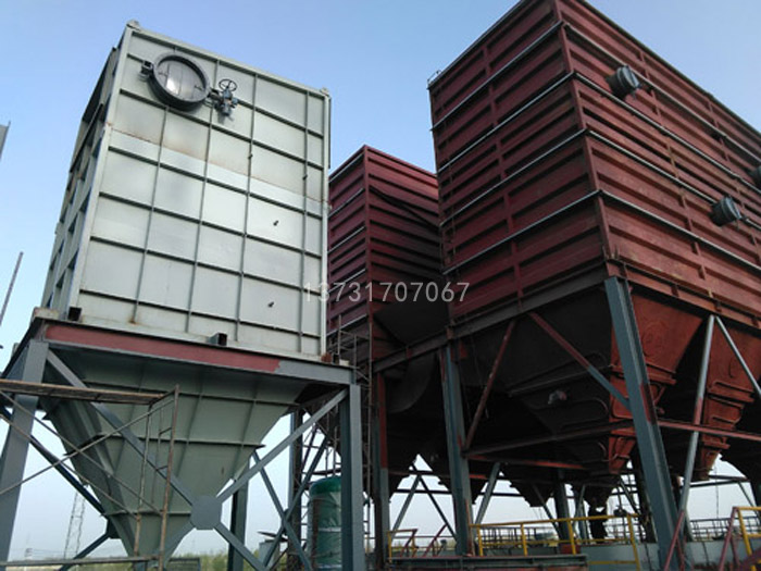 唐山遷安鋼廠（chǎng）除塵器（qì）安裝現場