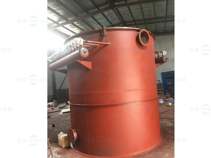 江蘇太倉氫氧化鈣生產線配（pèi）套圓形脈衝布袋除塵器發貨