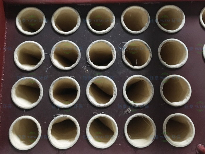 除塵布袋（dài）和除塵（chén）骨架安裝完成（chéng）
