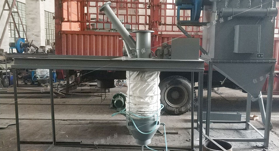 水（shuǐ）泥裝入罐車自動化無塵操作