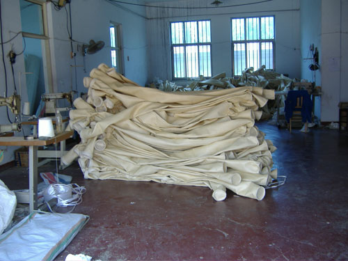 福(fú)州(zhōu)陳經理定購的生(shēng)物質鍋爐除塵布袋與除塵骨架今日已發貨 福州陳經理定購的生物質鍋爐除塵布袋與除塵骨架今(jīn)日已發貨